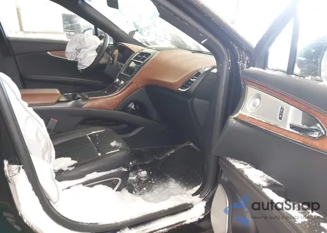 2020 Lincoln Nautilus Black Label z USA, uszkodzony, nr VIN 2LMPJ9JP8LBL12145